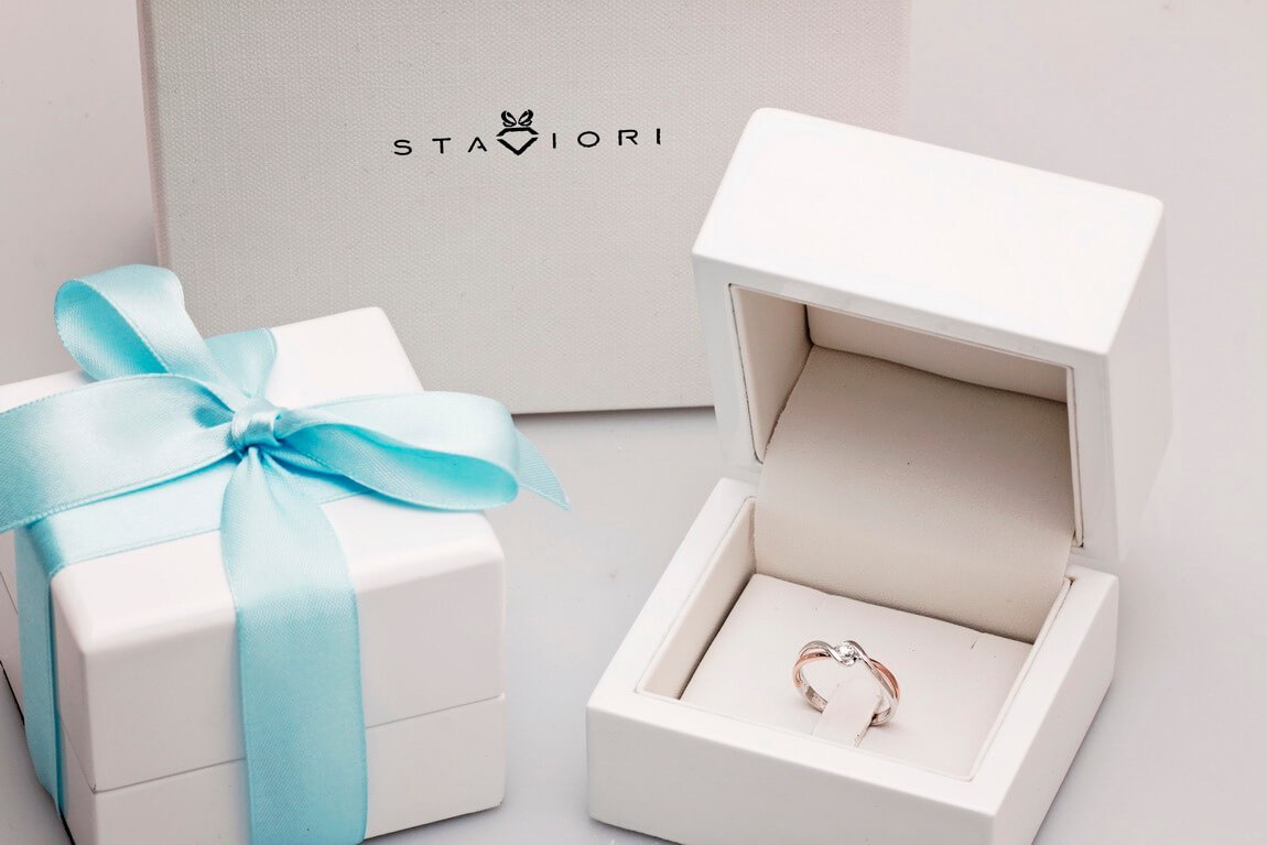 Złoty pierścionek PXD1943R - Diament